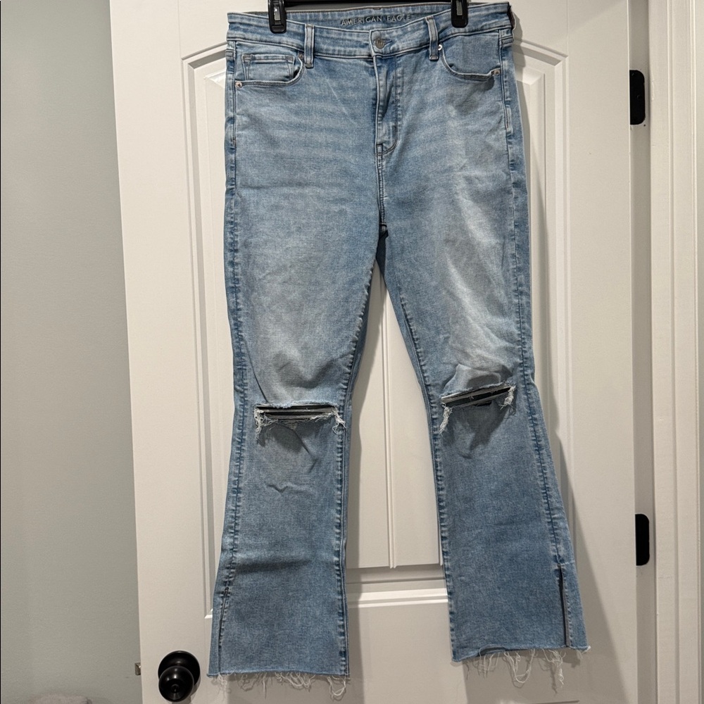 American Eagle Outfitters Light Blue Denim Jeans